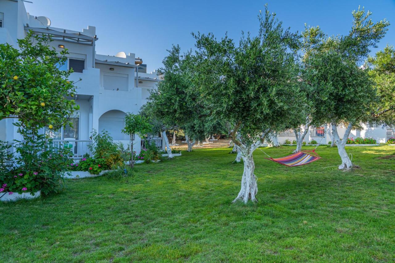 Fata Morgana Studios & Apartments Frangocastelo Bagian luar foto